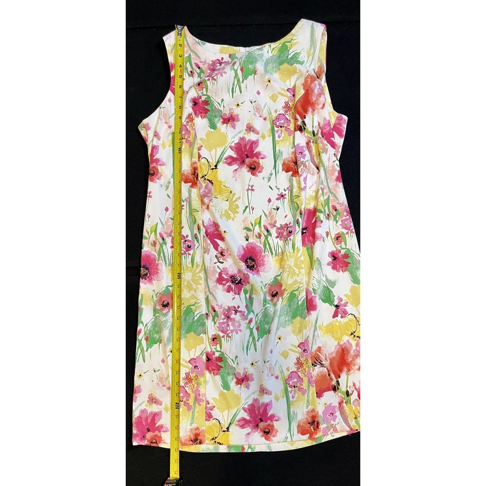 Dressbarn Dress Womens 18W White Multicolor Floral Sleeveless Shift Knee Length - Picture 8 of 8